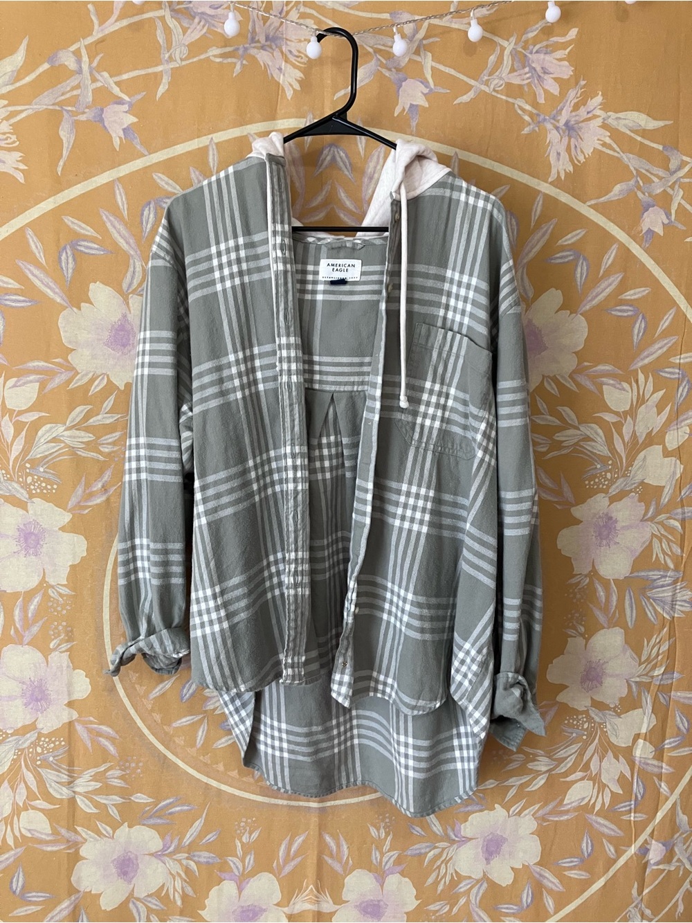 American Eagle hooded flannel